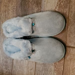 Slippers